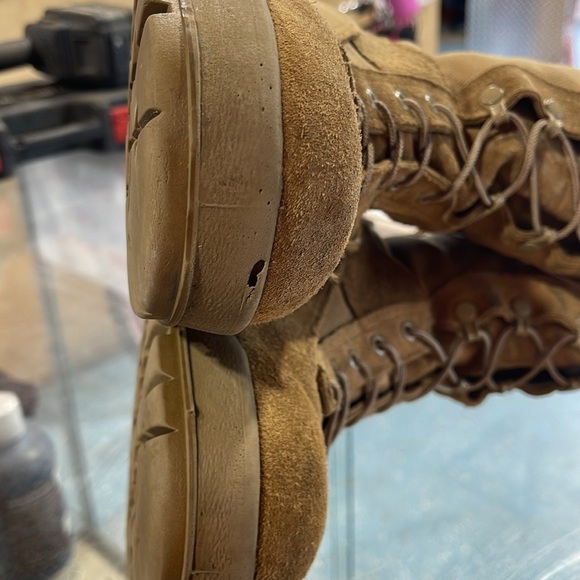 US ARMY COMBAT  Vibram  Lace Up Boots GORE-TEX Men’s Sz 10.5W BROWN/TAN SUEDE - Picture 11 of 16